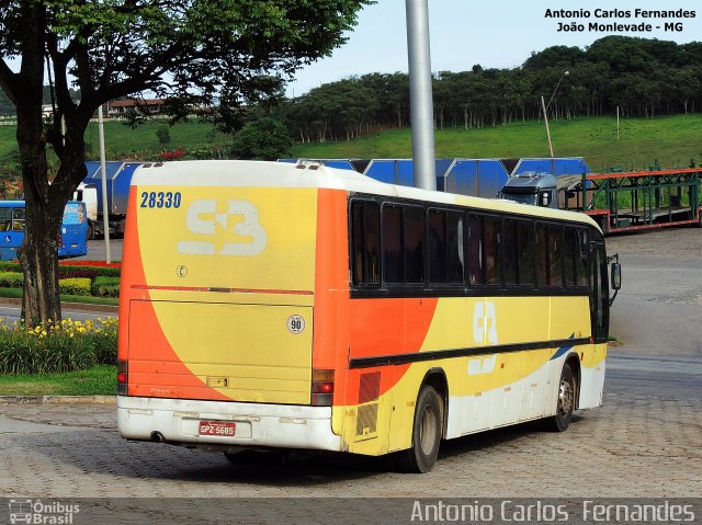 Ônibus Particulares 5685 na cidade de João Monlevade, Minas Gerais, Brasil, por Antonio Carlos Fernandes. Número da foto: #3717252.