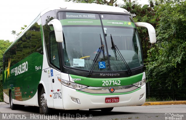 Expresso Brasileiro 207142 na cidade de São Paulo, São Paulo, Brasil, por Matheus Henrique. ID da foto: 3719025.