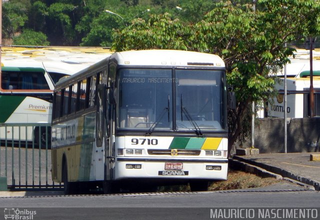 Empresa Gontijo de Transportes 9710 na cidade de Belo Horizonte, Minas Gerais, Brasil, por Maurício Nascimento. ID da foto: 3719864.