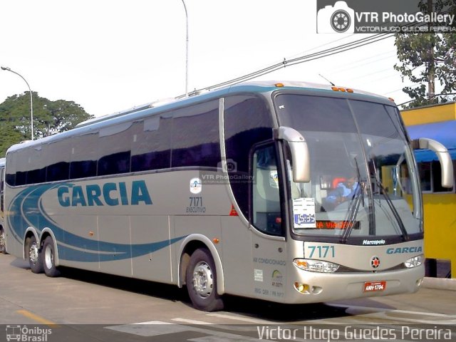 Viação Garcia 7171 na cidade de Maringá, Paraná, Brasil, por Victor Hugo Guedes Pereira. ID da foto: 3719070.