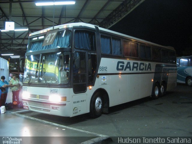 Viação Garcia 6812 na cidade de Londrina, Paraná, Brasil, por Hudson Tonetto Santana. ID da foto: 3722115.