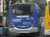 Guarulhos Transportes 33.720 na cidade de São Paulo, São Paulo, Brasil, por Eduardo de Oliveira. Número da foto: #:id.
