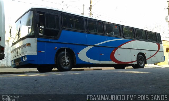 Ônibus Particulares GUQ6674 na cidade de São Paulo, São Paulo, Brasil, por Francisco Mauricio Freire. Número da foto: #3722664.