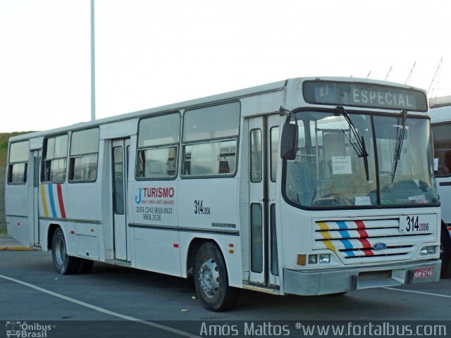 Ônibus Particulares 006 na cidade de Fortaleza, Ceará, Brasil, por Amós  Mattos. Número da foto: #3728425.