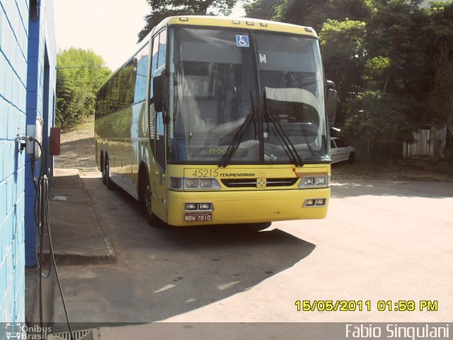 Viação Itapemirim 45215 na cidade de Barbacena, Minas Gerais, Brasil, por Fábio Singulani. ID da foto: 3728817.