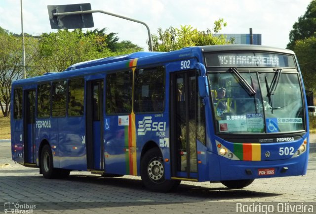 Empresa Pedrosa 502 na cidade de Recife, Pernambuco, Brasil, por Rodrigo Oliveira. Número da foto: #3729599.