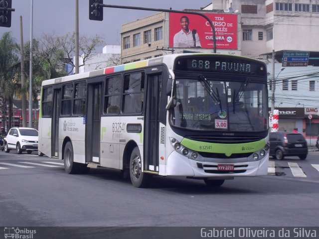 Viação Pavunense B32541 na cidade de Rio de Janeiro, Rio de Janeiro, Brasil, por Gabriel Oliveira da Silva. Número da foto: #3729058.