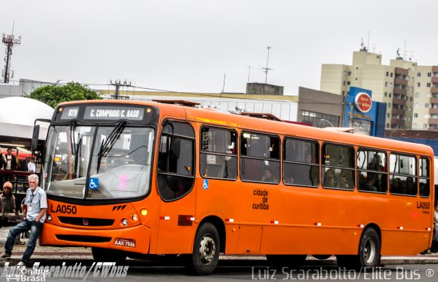 Araucária Transportes Coletivos LA050 na cidade de Curitiba, Paraná, Brasil, por Luiz Scarabotto . Número da foto: #3733243.
