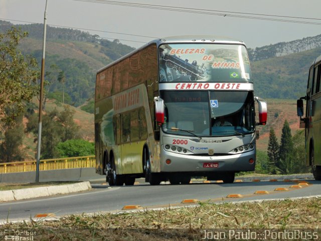 Centro Oeste Turismo 2000 na cidade de Aparecida, São Paulo, Brasil, por João Paulo  dos Santos Pinheiro. ID da foto: 3731691.