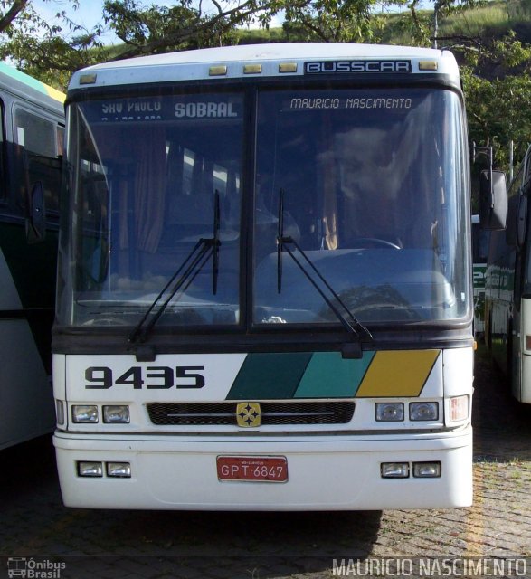 Empresa Gontijo de Transportes 9435 na cidade de Belo Horizonte, Minas Gerais, Brasil, por Maurício Nascimento. ID da foto: 3733265.