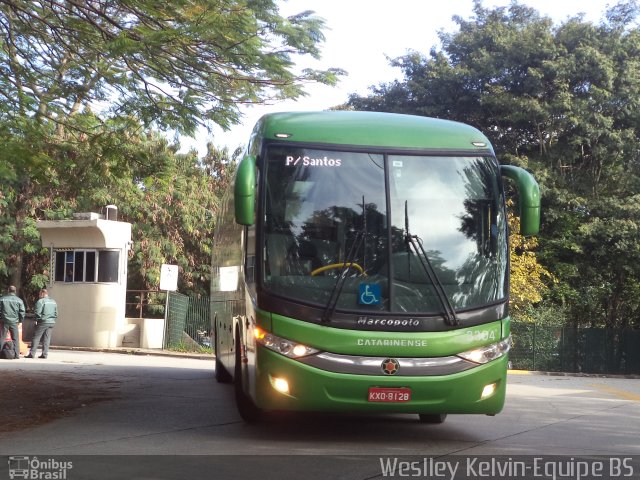 Auto Viação Catarinense 3304 na cidade de São Paulo, São Paulo, Brasil, por Weslley Kelvin Batista. Número da foto: #3733844.