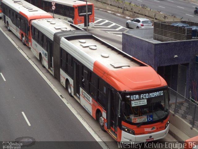 TRANSPPASS - Transporte de Passageiros 8 1922 na cidade de São Paulo, São Paulo, Brasil, por Weslley Kelvin Batista. ID da foto: 3735983.