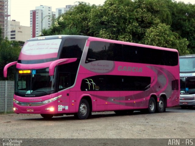Viação Garcia 7137 na cidade de Curitiba, Paraná, Brasil, por Alexandre Rodrigo. Número da foto: #3737050.