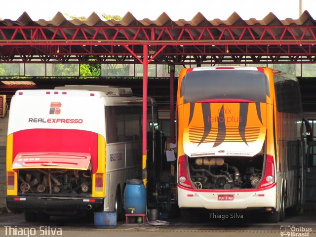 UTIL - União Transporte Interestadual de Luxo 11401 na cidade de SIA, Distrito Federal, Brasil, por Thiago Silva . Número da foto: #3680426.