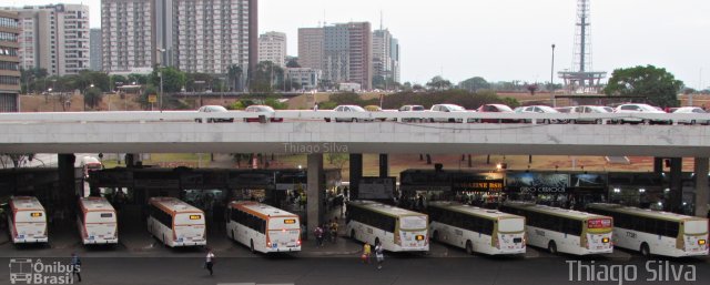 Terminais Rodoviários e Urbanos  na cidade de Brasília, Distrito Federal, Brasil, por Thiago Silva . ID da foto: 3738426.