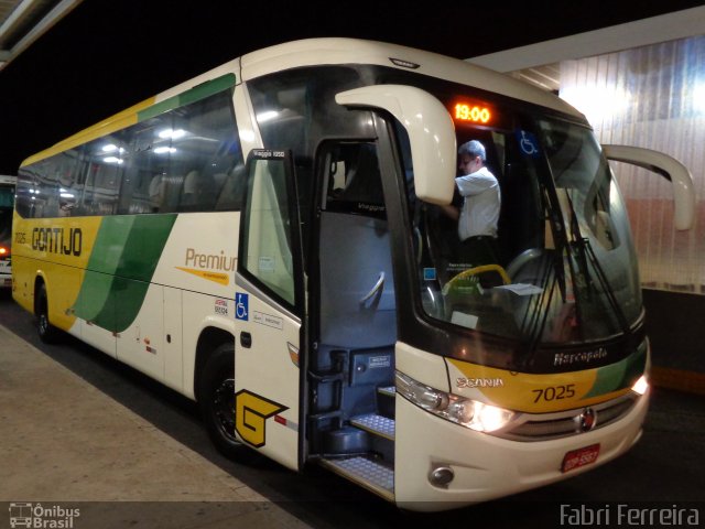 Empresa Gontijo de Transportes 7025 na cidade de Belo Horizonte, Minas Gerais, Brasil, por Fabri Ferreira. ID da foto: 3683263.