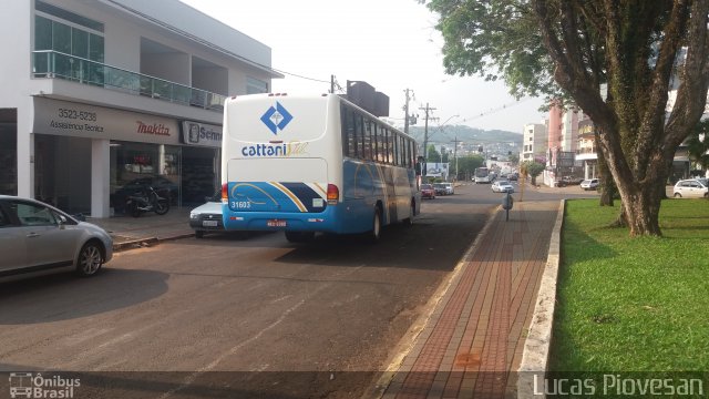 Cattani Sul Transportes e Turismo 31603 na cidade de Francisco Beltrão, Paraná, Brasil, por Lucas Piovesan. Número da foto: #3683077.