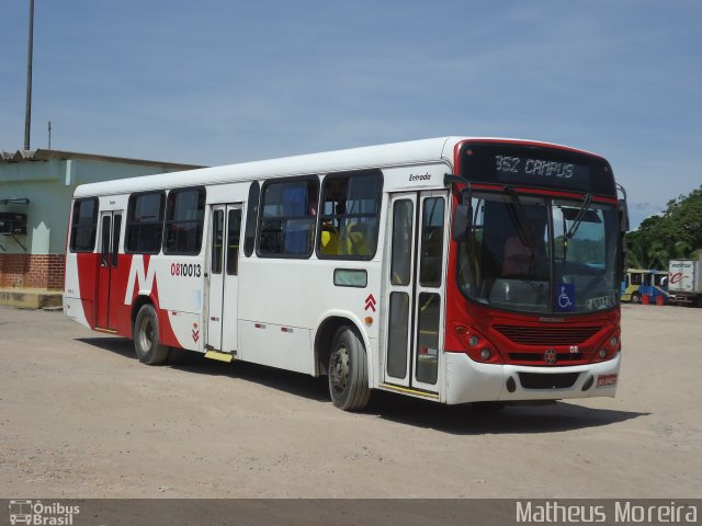 Transtol Transportes 0810013 na cidade de Manaus, Amazonas, Brasil, por Vicente Pinto Moreira. Número da foto: #3684218.
