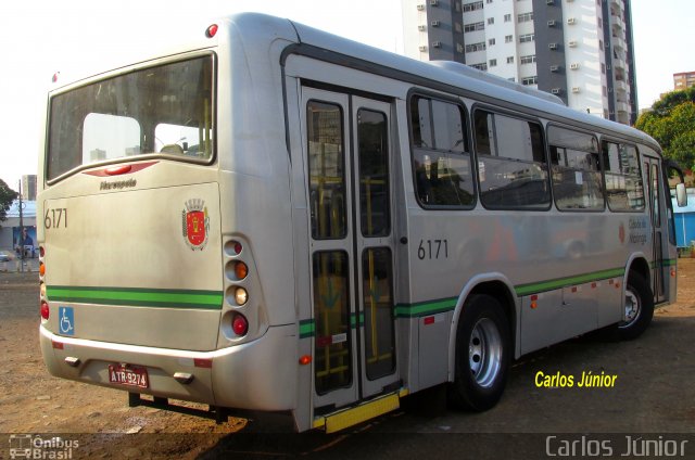 TCCC - Transporte Coletivo Cidade Canção 6171 na cidade de Maringá, Paraná, Brasil, por Carlos Júnior. ID da foto: 3687007.