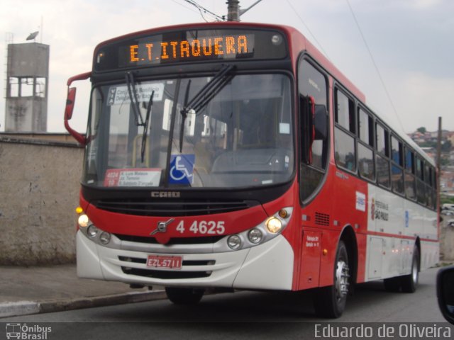 Express Transportes Urbanos Ltda 4 4625 na cidade de São Paulo, São Paulo, Brasil, por Eduardo de Oliveira. Número da foto: #3686731.