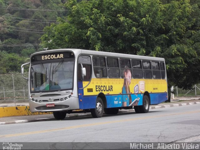 Escolares 543 na cidade de Barueri, São Paulo, Brasil, por Michael  Alberto Vieira. Número da foto: #3686099.