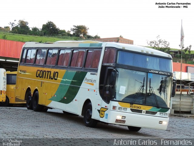 Empresa Gontijo de Transportes 15490 na cidade de João Monlevade, Minas Gerais, Brasil, por Antonio Carlos Fernandes. Número da foto: #3688198.