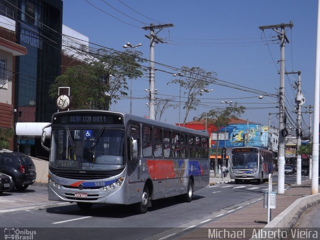 BBTT - Benfica Barueri Transporte e Turismo 5639 na cidade de Barueri, São Paulo, Brasil, por Michael  Alberto Vieira. Número da foto: #3688865.