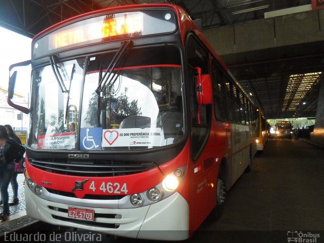 Express Transportes Urbanos Ltda 4 4624 na cidade de São Paulo, São Paulo, Brasil, por Eduardo de Oliveira. Número da foto: #3688907.