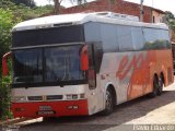 Ônibus Particulares 6043 na cidade de Crato, Ceará, Brasil, por Flávio Eduardo. Número da foto: #:id.