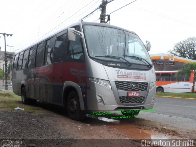 Transkoppe Transporte Universitário e Excursões 12 na cidade de Santa Maria, Rio Grande do Sul, Brasil, por Cleverton Schmitt. Número da foto: #3691485.