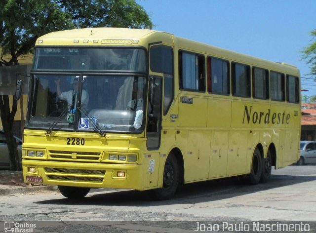 Viação Nordeste 2280 na cidade de Natal, Rio Grande do Norte, Brasil, por Joao Paulo Nascimento Silva. Número da foto: #3765462.