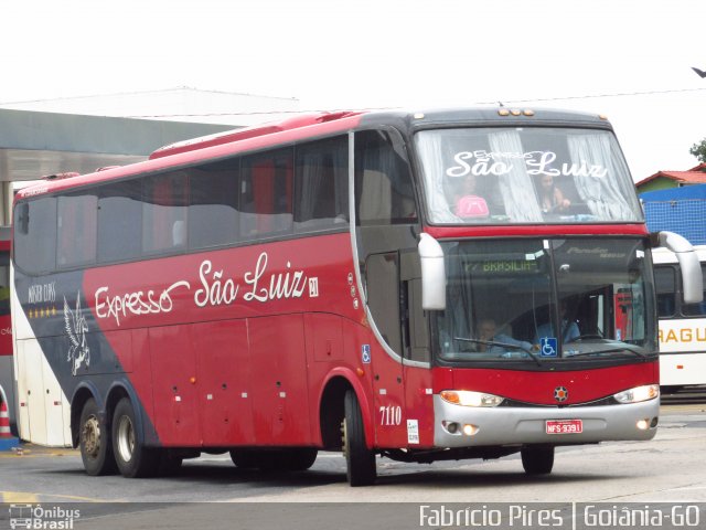 Expresso São Luiz 7110 na cidade de Goiânia, Goiás, Brasil, por Fabrício  Francisco Pires. Número da foto: #3765576.