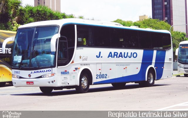 J. Araujo 2002 na cidade de Curitiba, Paraná, Brasil, por Reginaldo Levinski da Silva. Número da foto: #3777509.