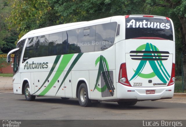 Antunes 1275 na cidade de Araxá, Minas Gerais, Brasil, por Lucas Borges . Número da foto: #3778529.