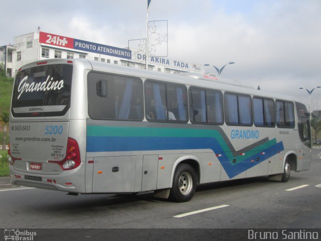 Grandino Transportes 5200 na cidade de Taboão da Serra, São Paulo, Brasil, por Bruno Santino. Número da foto: #3780316.