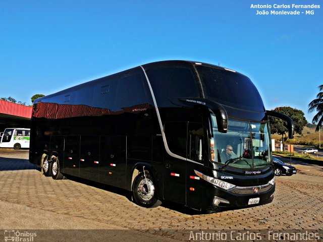 Ônibus Particulares 9265 na cidade de João Monlevade, Minas Gerais, Brasil, por Antonio Carlos Fernandes. ID da foto: 3786242.