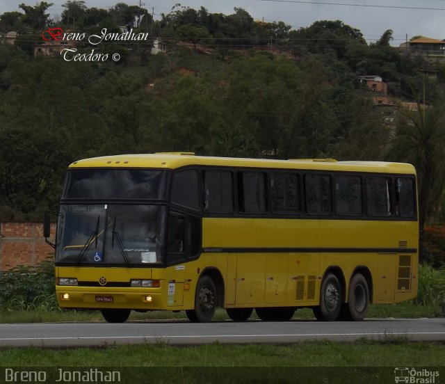 Ônibus Particulares 9942 na cidade de Juatuba, Minas Gerais, Brasil, por Breno  Jonathan. Número da foto: #3789558.