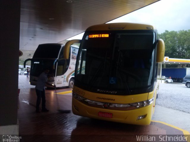 Viação Itapemirim 60693 na cidade de Queluz, São Paulo, Brasil, por Willian  Schneider. Número da foto: #3790333.