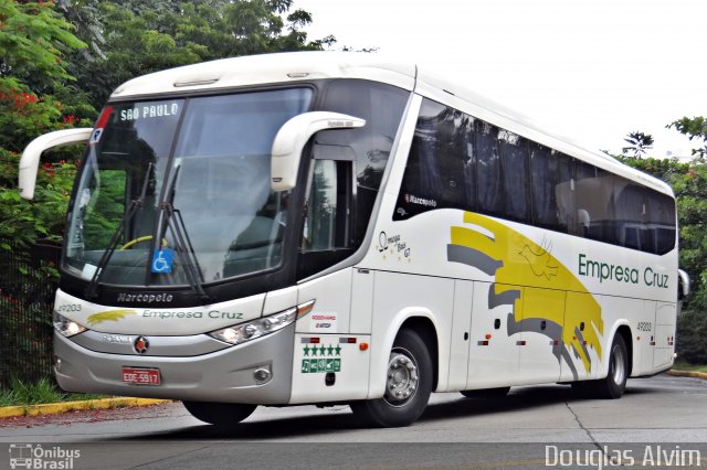 Empresa Cruz 49203 na cidade de São Paulo, São Paulo, Brasil, por Douglas Alvim. ID da foto: 3798448.