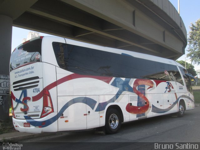 AS Service 4704 na cidade de Taboão da Serra, São Paulo, Brasil, por Bruno Santino. ID da foto: 3801578.