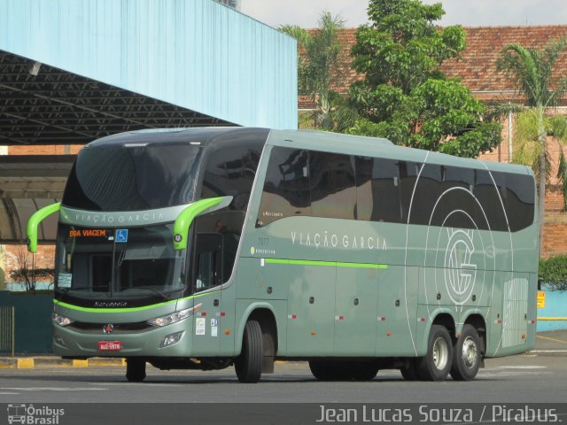 Viação Garcia 7077 na cidade de Piracicaba, São Paulo, Brasil, por Jean Lucas. Número da foto: #3806592.