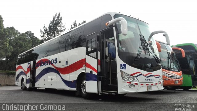 Caribeños LB 2071 na cidade de San José, San José, Costa Rica, por Christopher Gamboa. Número da foto: #3750821.