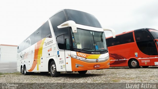 Starline Turismo 1700 na cidade de Balneário Camboriú, Santa Catarina, Brasil, por David Arthur. Número da foto: #3752951.