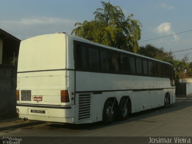 Ônibus Particulares 6854 na cidade de Curvelo, Minas Gerais, Brasil, por Josimar Vieira. ID da foto: 3754481.