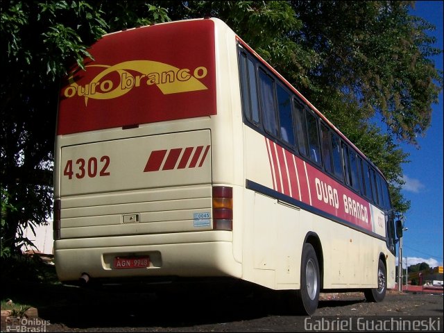 Viação Ouro Branco 4302 na cidade de Telêmaco Borba, Paraná, Brasil, por Gabriel Guachineski. Número da foto: #3752745.