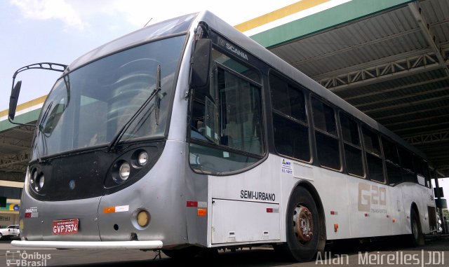 Ônibus Particulares 7017 na cidade de Luziânia, Goiás, Brasil, por Allan  Meirelles. ID da foto: 3753386.