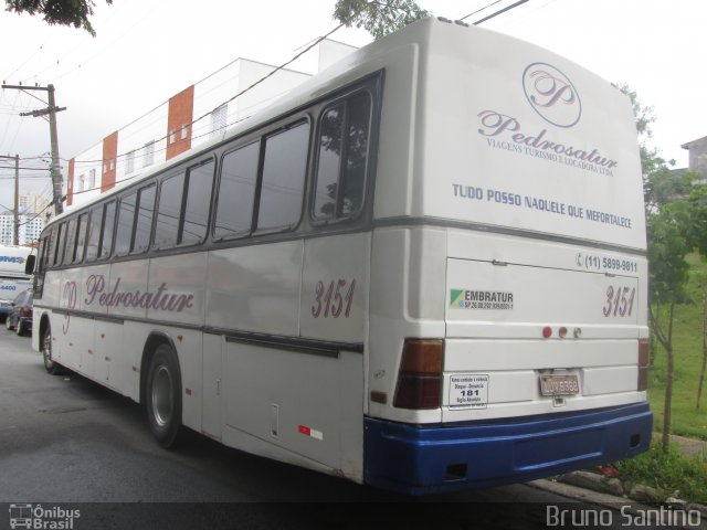 Pedrosatur 3151 na cidade de Taboão da Serra, São Paulo, Brasil, por Bruno Santino. ID da foto: 3758288.