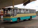 Ônibus Particulares 100 na cidade de Igarapé, Minas Gerais, Brasil, por Eloísio Pereira Ribeiro. ID da foto: :id.