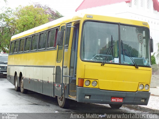 Ônibus Particulares 3250 na cidade de Fortaleza, Ceará, Brasil, por Amós  Mattos. ID da foto: 3759280.