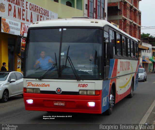 Priscitur 1020 na cidade de Aparecida, São Paulo, Brasil, por Rogério Teixeira Varadi. Número da foto: #3759656.